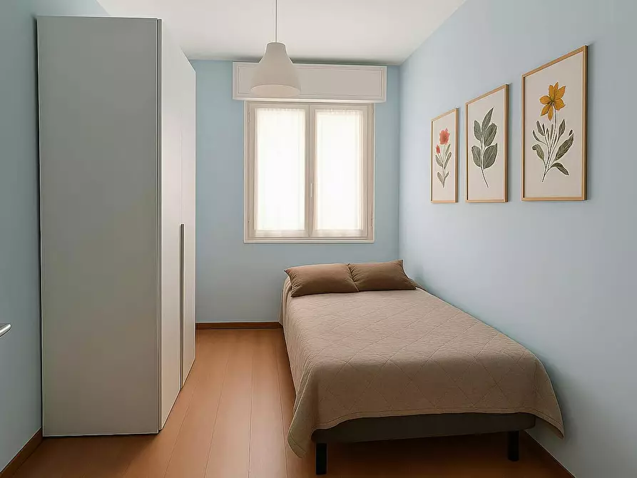 Immagine 1 di Camera in affitto  in Via Belgirate a Milano