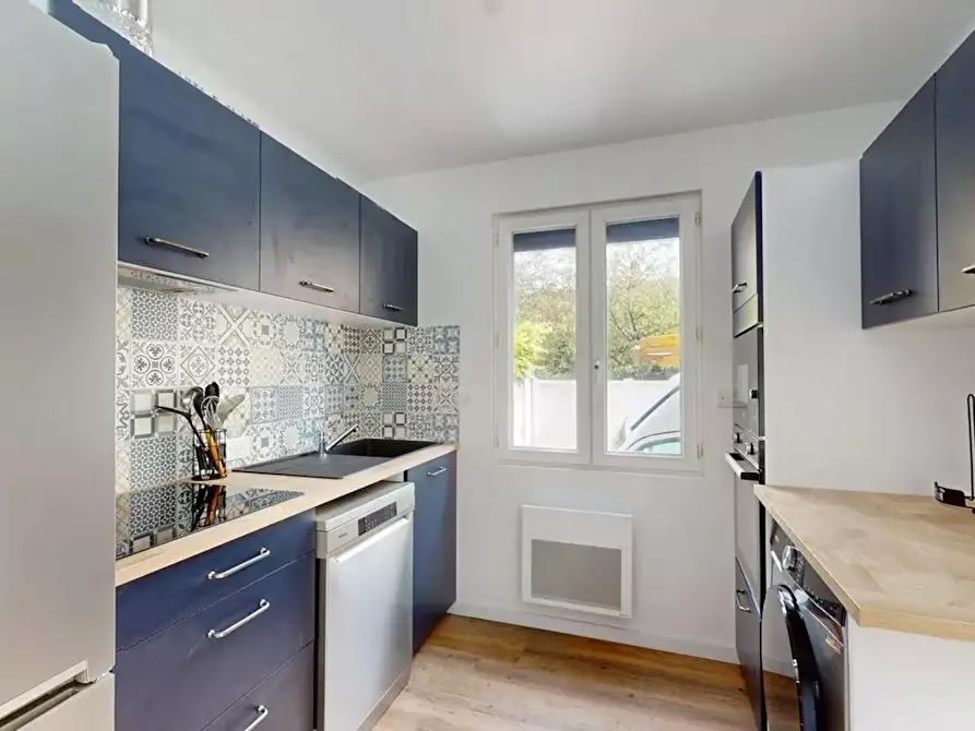 Immagine 9 di Casa indipendente in affitto  in Rue Beauregard a Angoulême