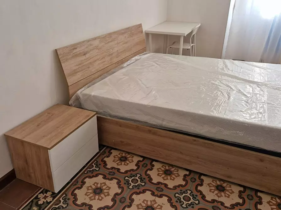 Immagine 9 di Camera in affitto  in Via Taggia a Torino