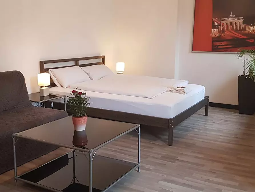 Immagine 1 di Appartamento in affitto  in Kalckreuthstraße a Berlin