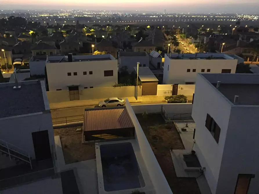 Immagine 9 di Casa indipendente in affitto  in Avenida Madre Paula Montalt a Dos Hermanas