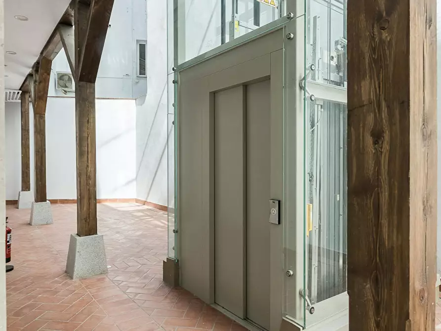 Immagine 10 di Appartamento in affitto  in Calle de Santa Ana a Madrid