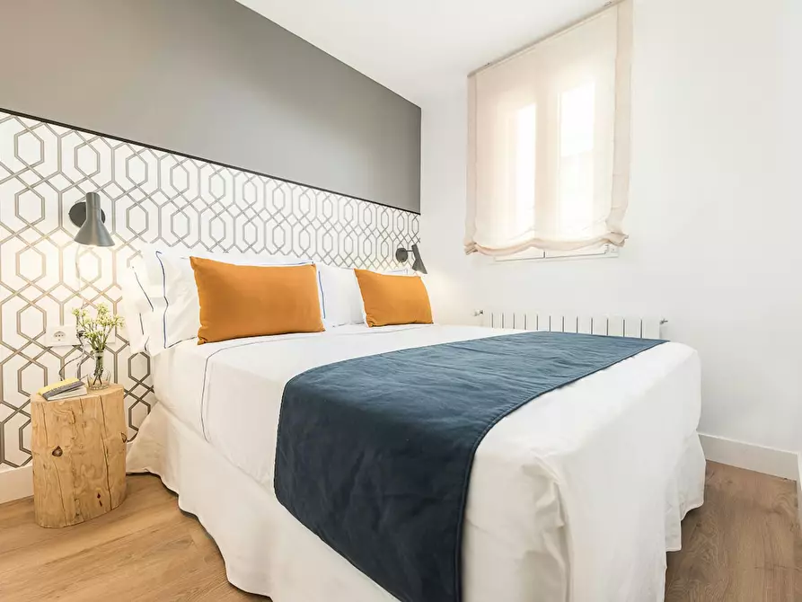 Immagine 6 di Appartamento in affitto  in Calle de Santa Ana a Madrid