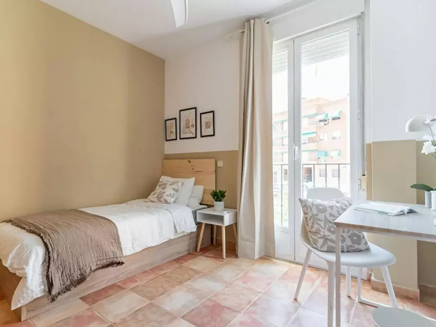 Immagine 3 di Camera in affitto  in Calle de Carnicer a Madrid