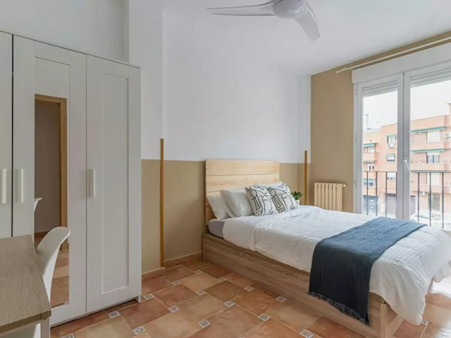 Immagine 1 di Camera in affitto  in Calle de Carnicer a Madrid
