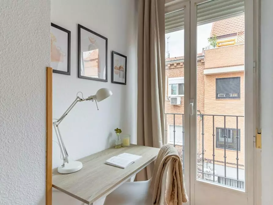 Immagine 7 di Camera in affitto  in Calle de Carnicer a Madrid