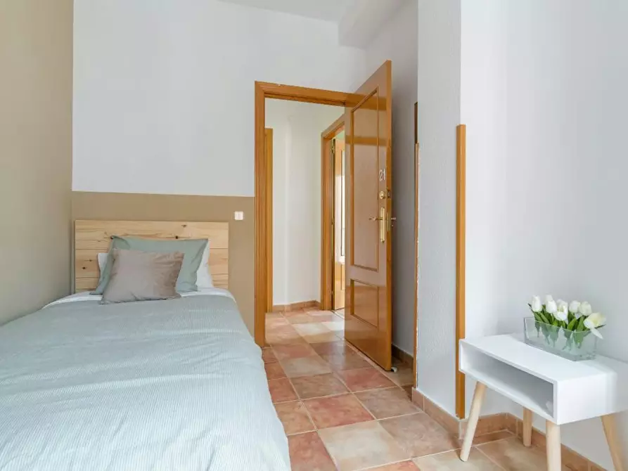 Immagine 5 di Camera in affitto  in Calle de Carnicer a Madrid