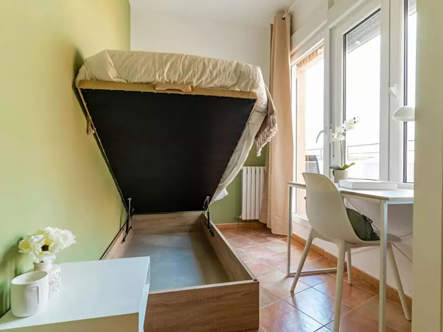 Immagine 6 di Camera in affitto  in Calle de Carnicer a Madrid