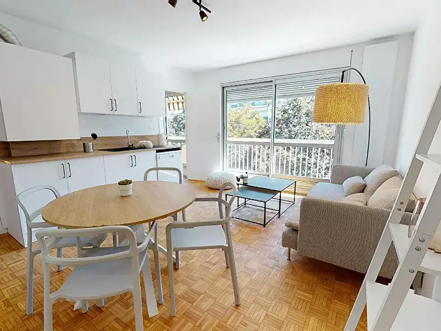 Immagine 4 di Camera in affitto  in Rue des Peupliers a Villeurbanne