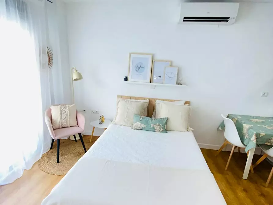 Immagine 2 di Appartamento in affitto  in Calle Antonio Jiménez Ruiz a Malaga