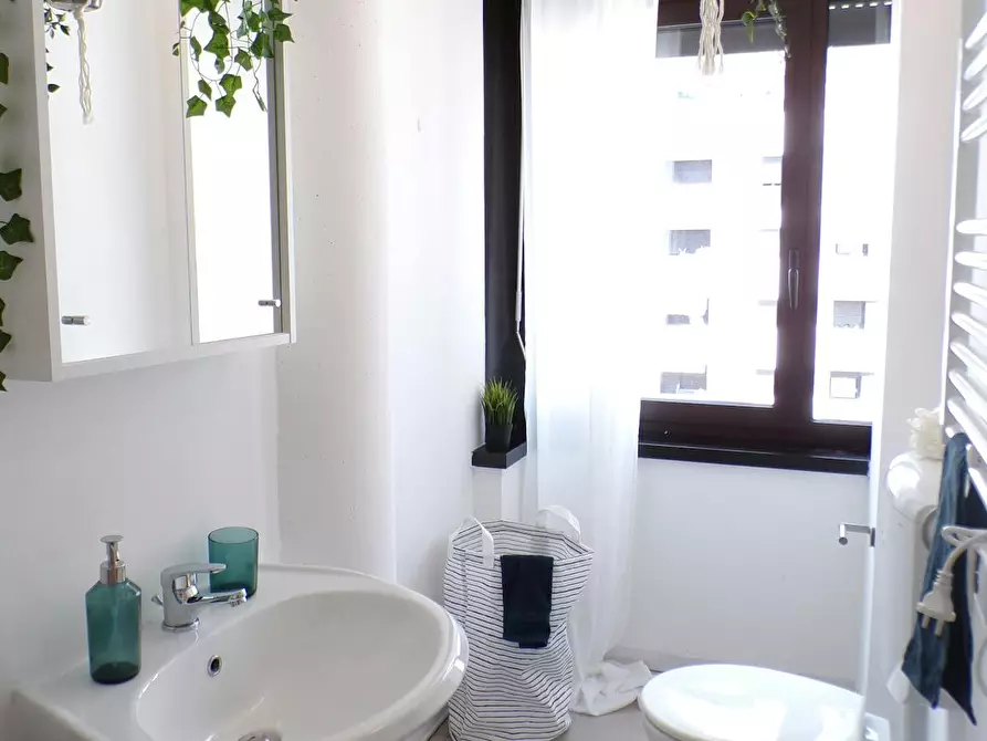 Immagine 10 di Camera in affitto  in Via Valentina Zambra a Trento