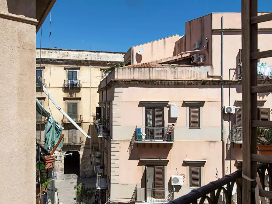 Immagine 9 di Appartamento in affitto  in Via Giovanni Meli a Palermo