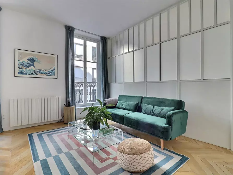 Immagine 1 di Appartamento in affitto  in Rue de Provence a Paris