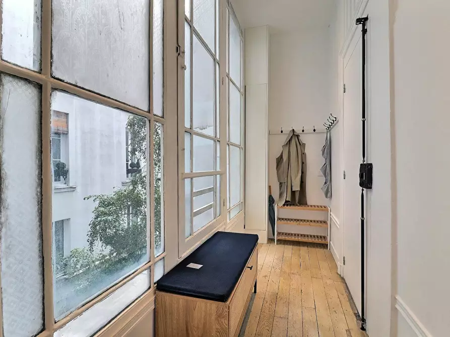 Immagine 3 di Appartamento in affitto  in Rue de Provence a Paris