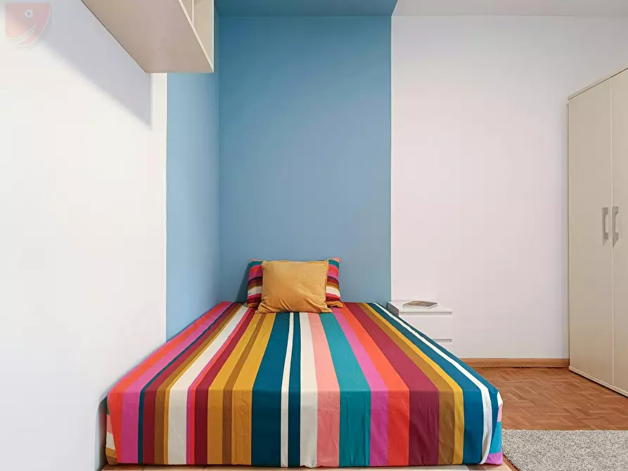 Immagine 1 di Camera in affitto  in Via San Vito a Trento