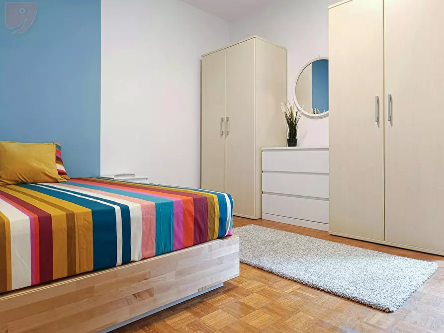 Immagine 2 di Camera in affitto  in Via San Vito a Trento