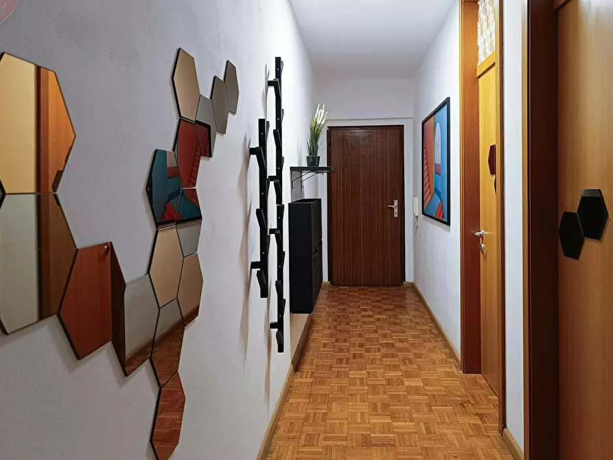 Immagine 8 di Camera in affitto  in Via San Vito a Trento