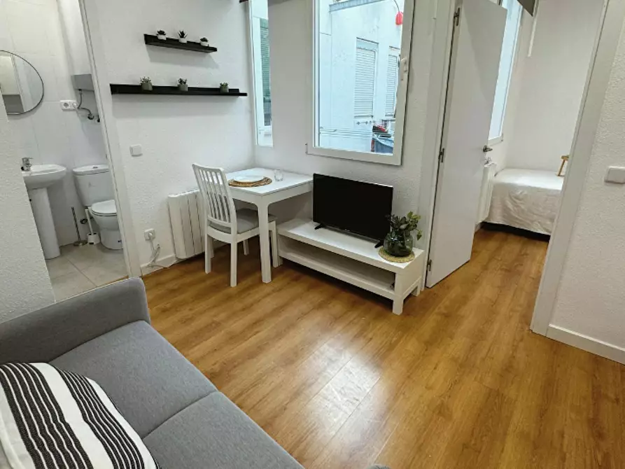 Immagine 3 di Appartamento in affitto  in Paseo de las Delicias a Madrid