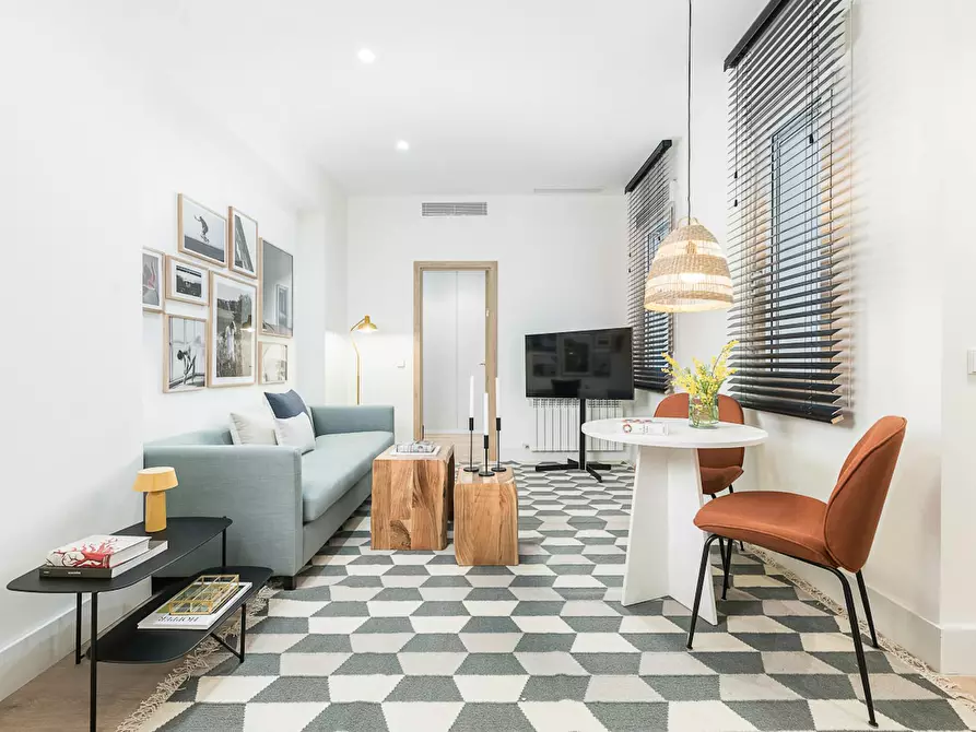 Immagine 7 di Appartamento in affitto  in Calle Doctor Castelo a Madrid