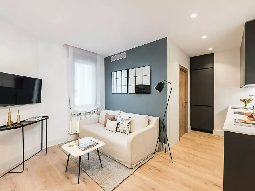 Immagine 5 di Appartamento in affitto  in Calle Doctor Castelo a Madrid