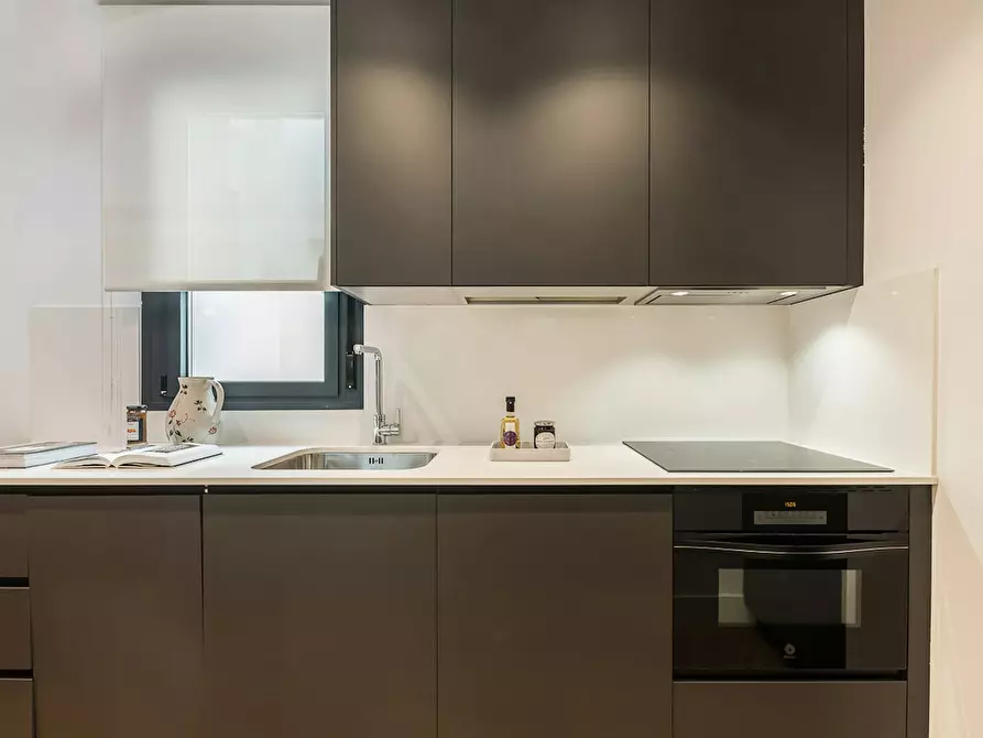 Immagine 6 di Appartamento in affitto  in Calle Doctor Castelo a Madrid