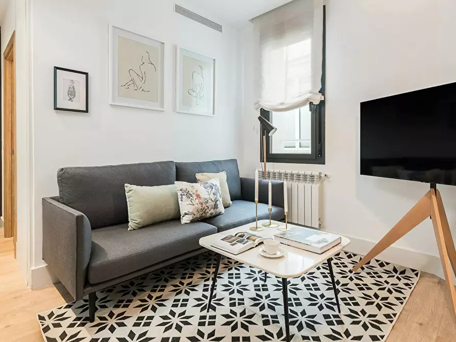 Immagine 3 di Appartamento in affitto  in Calle Doctor Castelo a Madrid