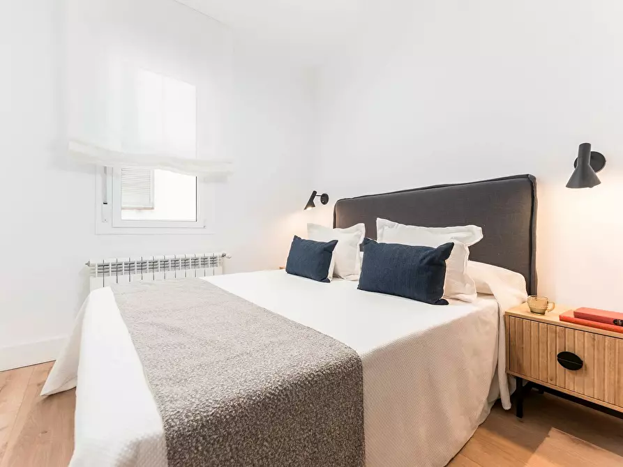 Immagine 6 di Appartamento in affitto  in Calle Doctor Castelo a Madrid