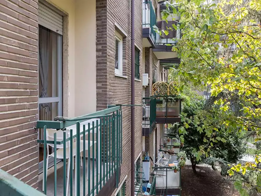 Immagine 10 di Camera in affitto  in Via dei Pioppi a Buccinasco