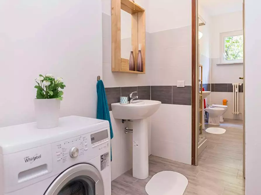 Immagine 9 di Camera in affitto  in Via dei Pioppi a Buccinasco