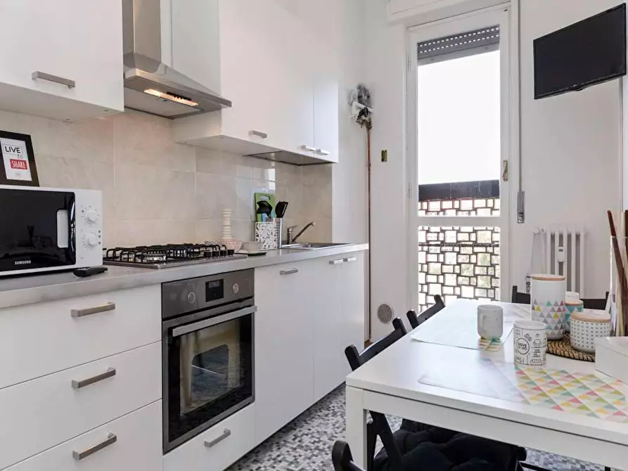 Immagine 8 di Camera in affitto  in Via Ginestre a Buccinasco