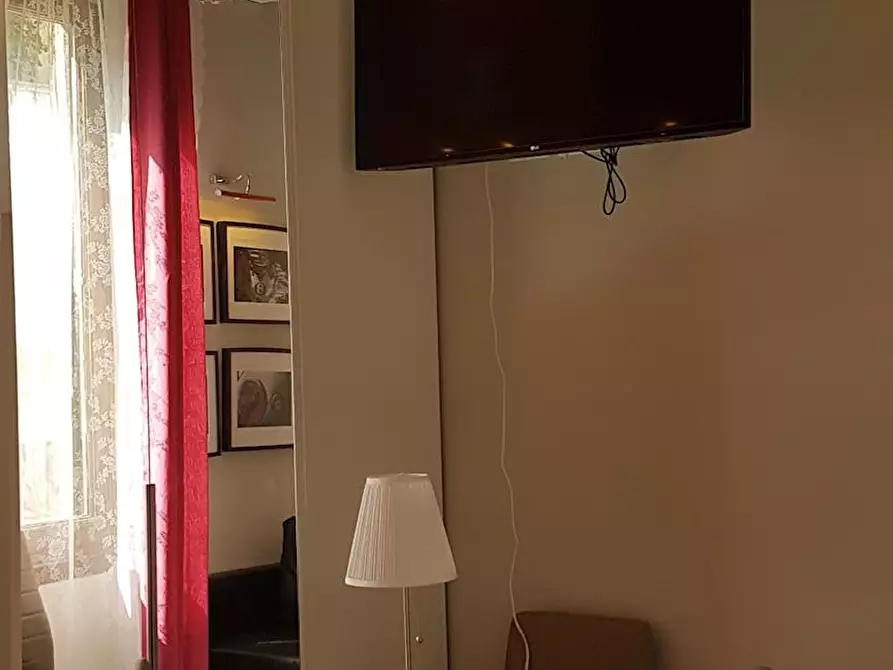 Immagine 7 di Camera in affitto  in Via dei Martiri del Popolo a Firenze
