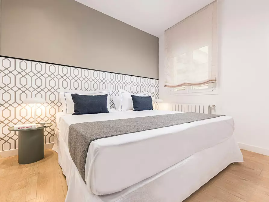 Immagine 10 di Appartamento in affitto  in Calle de San Carlos a Madrid