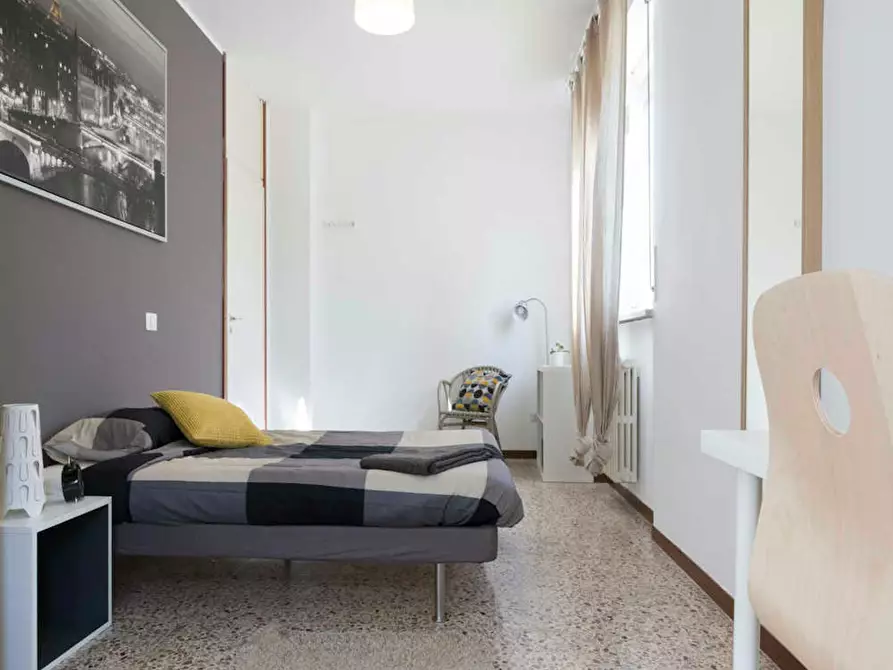 Immagine 2 di Camera in affitto  in Via Lucca a Milano
