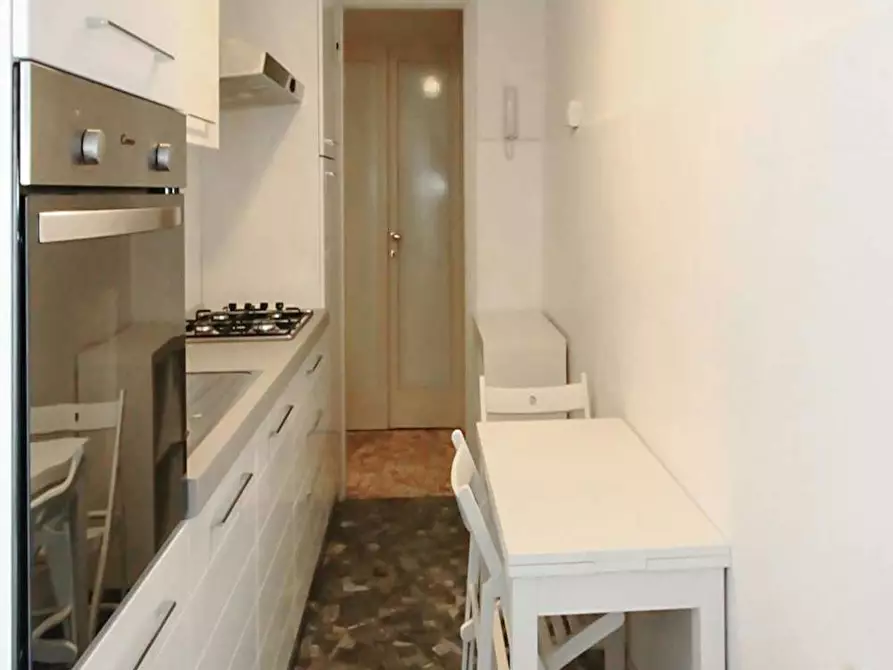 Immagine 5 di Camera in affitto  in Via Cesare Beruto a Milano