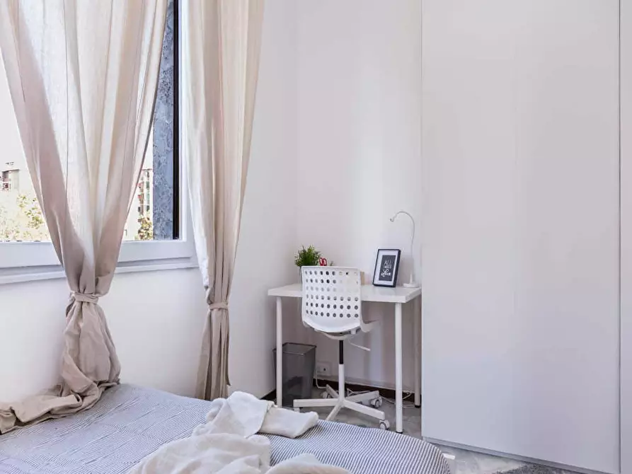 Immagine 2 di Camera in affitto  in Via Salvatore Barzilai a Milano