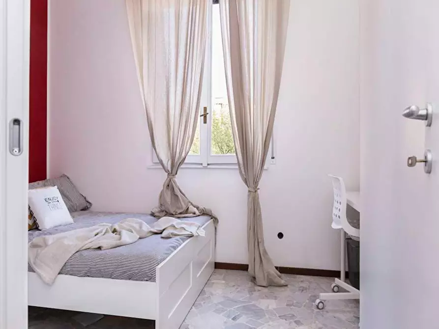 Immagine 1 di Camera in affitto  in Via Salvatore Barzilai a Milano