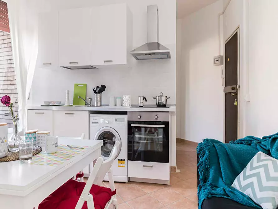 Immagine 9 di Camera in affitto  in Via Salvatore Barzilai a Milano