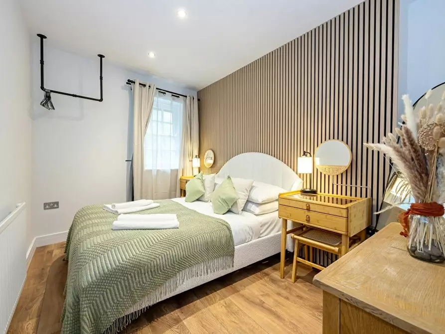 Immagine 3 di Casa indipendente in affitto  in Blackburne Place a 