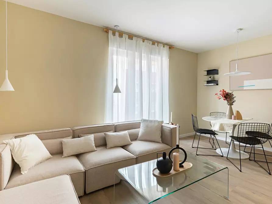 Immagine 3 di Camera in affitto  in Calle Donoso Cortés a Madrid