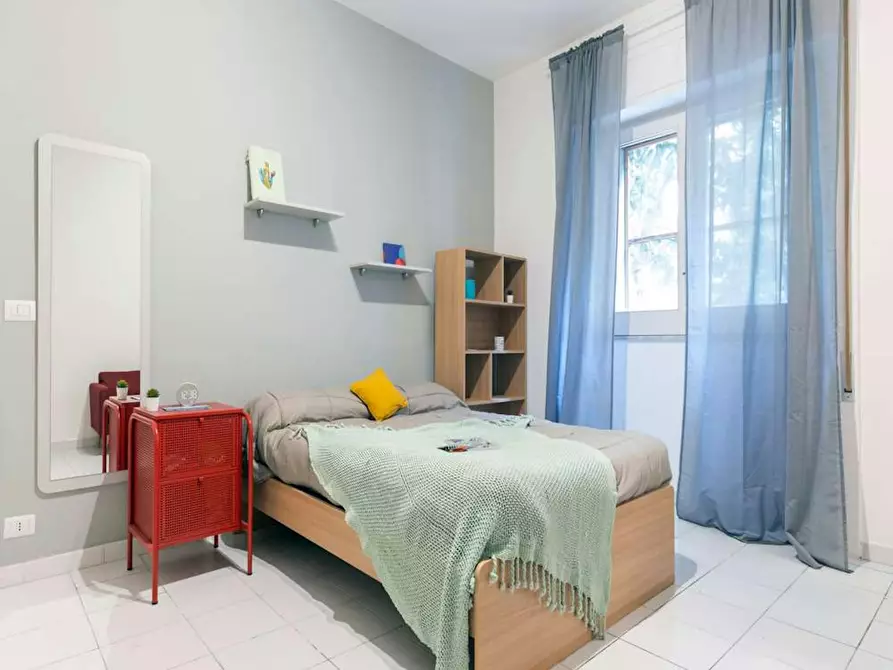 Immagine 7 di Camera in affitto  in Via Benaco a Roma