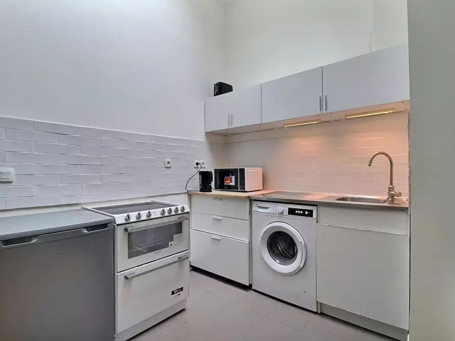 Immagine 10 di Appartamento in affitto  in Avenue Jean Jaurès a Paris