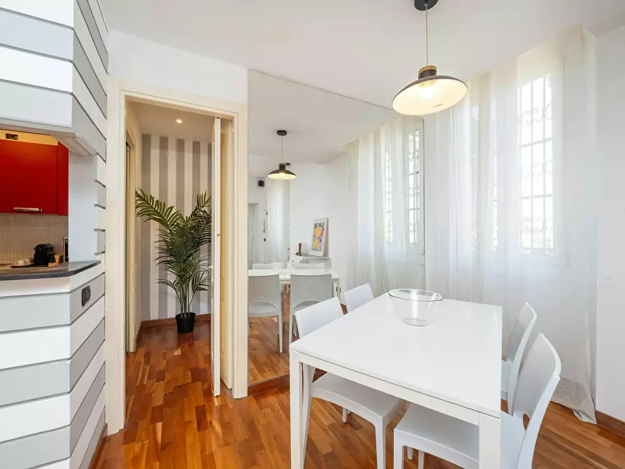 Immagine 10 di Appartamento in affitto  in Piazza 25 Aprile a Milano