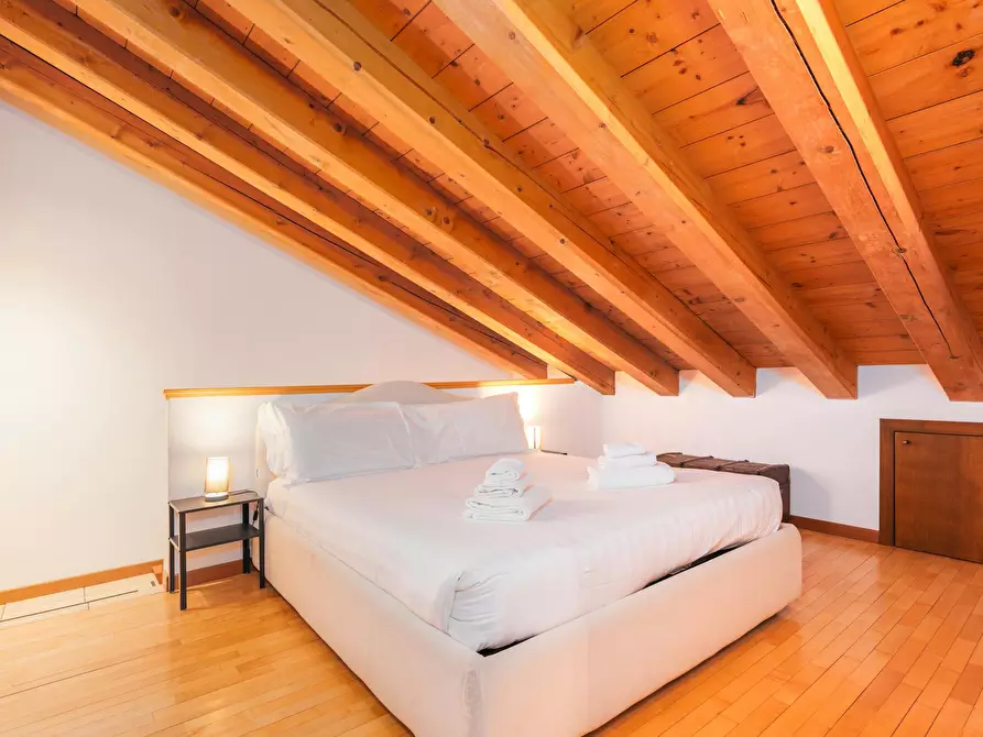 Immagine 1 di Appartamento in affitto  in Via Coluccio Salutati a Milano