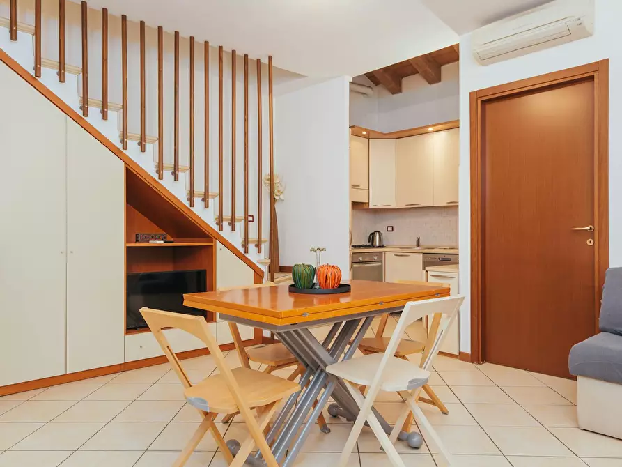 Immagine 8 di Appartamento in affitto  in Via Coluccio Salutati a Milano