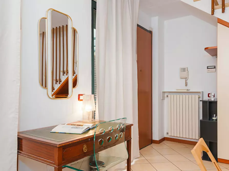 Immagine 10 di Appartamento in affitto  in Via Coluccio Salutati a Milano