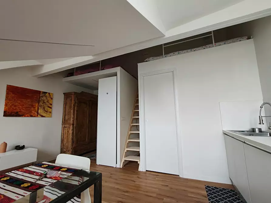 Immagine 10 di Appartamento in affitto  in Piazza della Repubblica a Torino