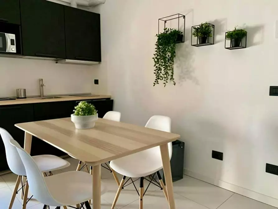 Immagine 4 di Appartamento in affitto  in Via Luigi Mercantini a Milano