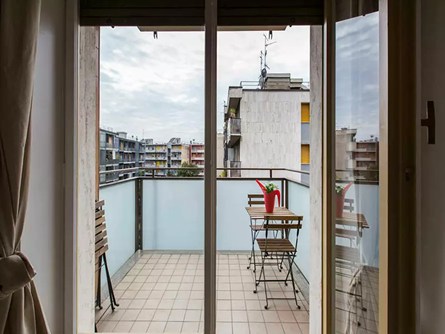 Immagine 10 di Camera in affitto  in Via Gianni Caproni a Milano