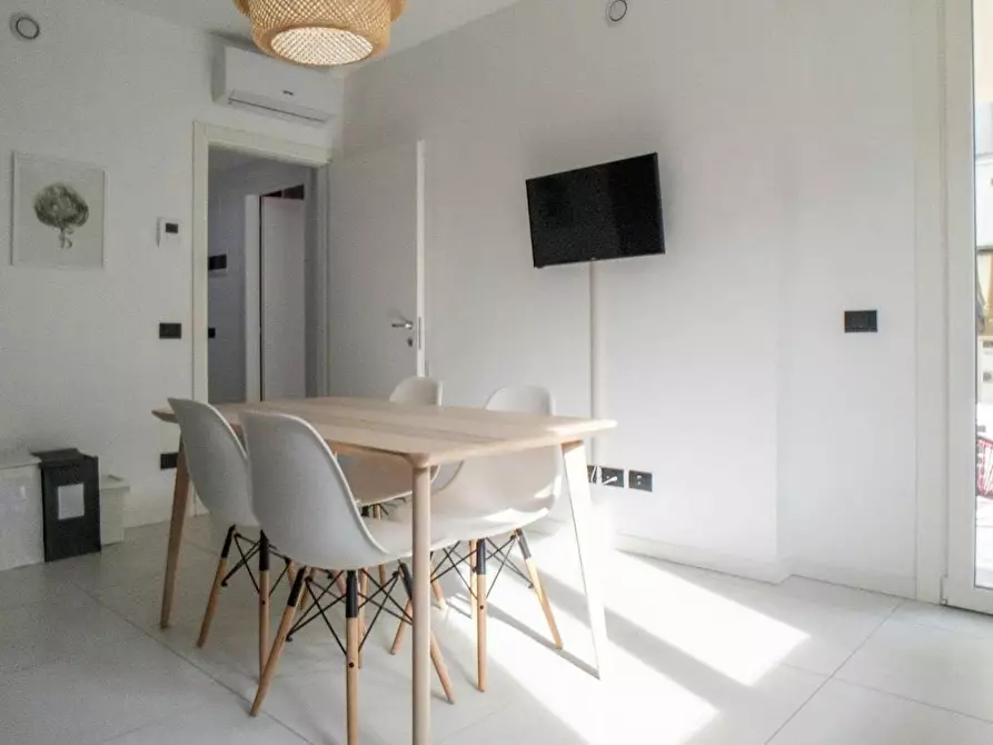 Immagine 3 di Appartamento in affitto  in Via Luigi Mercantini a Milano