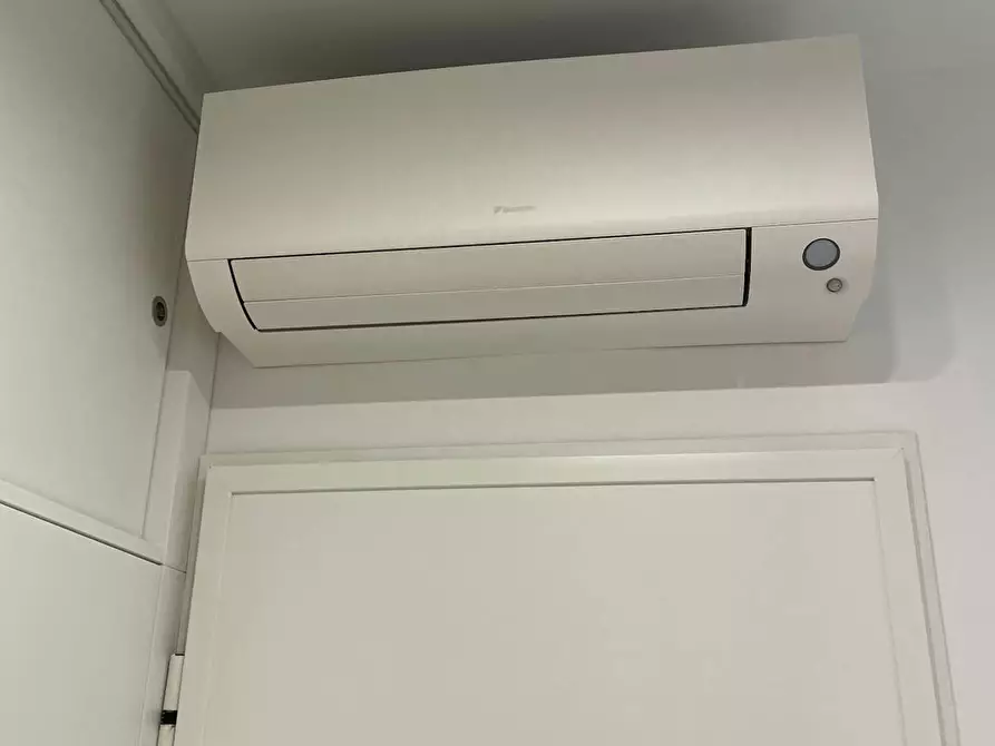 Immagine 4 di Appartamento in affitto  in Via Mascarella a Bologna